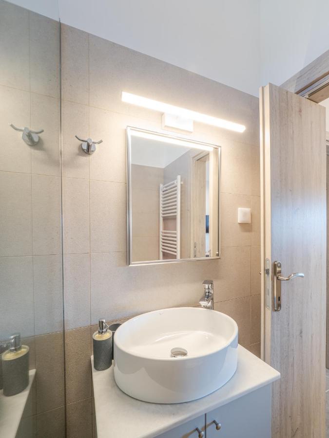 M&K - Maria'S Stylish Apartment Near Alykes Beach Corfu  المظهر الخارجي الصورة